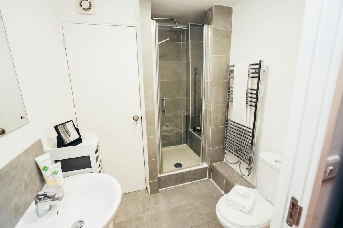 Snug 1Br Apt, Self Check In, Parking, By Derbnb Hilton  エクステリア 写真